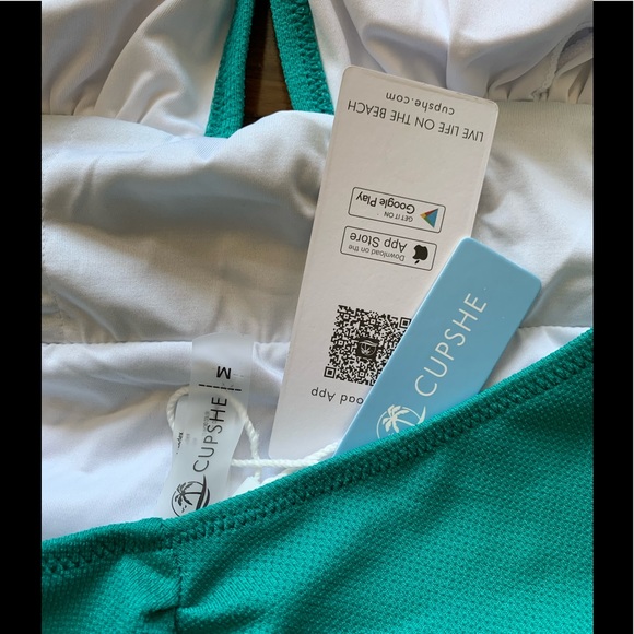 🎁Cupshe Textured & Striped One Piece Swimsuit-M🎁 - Picture 8 of 11